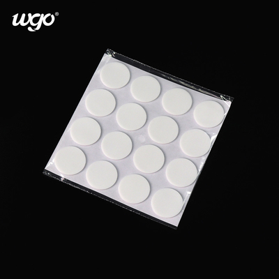 2.0mm Tebal Restickable Glue Removable Sticky Dots Adhesi Kuat Ukuran Disesuaikan